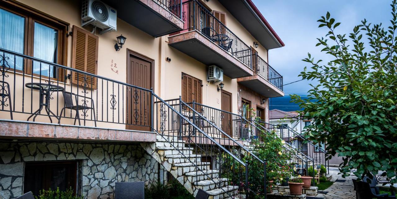 Hotel Enastron Kalavryta Exterior foto