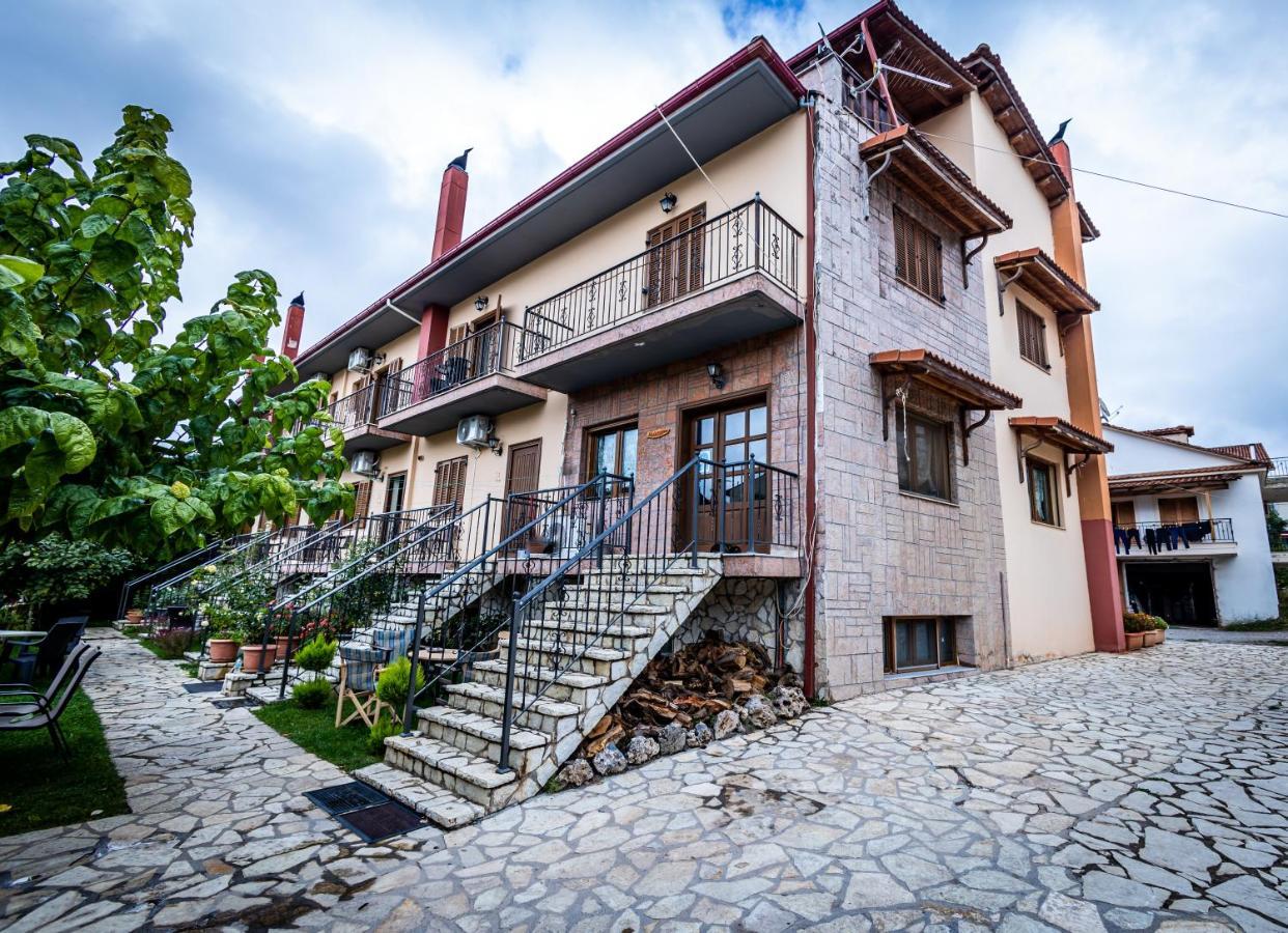 Hotel Enastron Kalavryta Exterior foto
